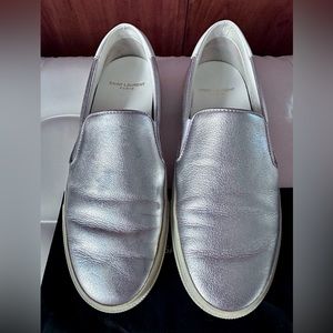 SAINT LAURENT SILVER SLIP ON LEATHER SNEAKERS (SIZE 8)